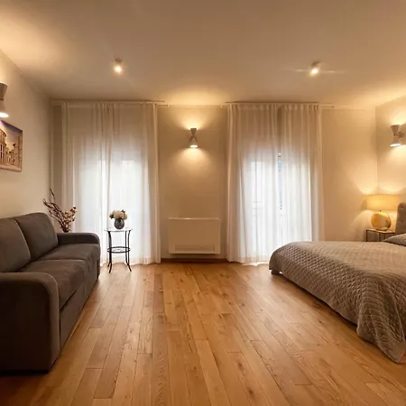 Apartament Apartments Florence